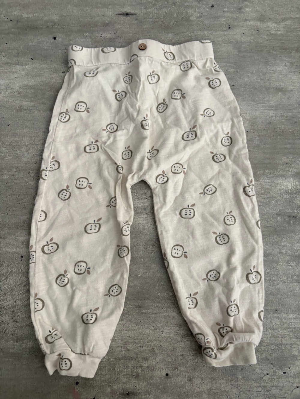Rylee + Cru Apple Print Jogger Pants 2–3Y Organic Cotton Neutral Toddler